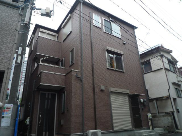 ファミーユ・タキザワの外観