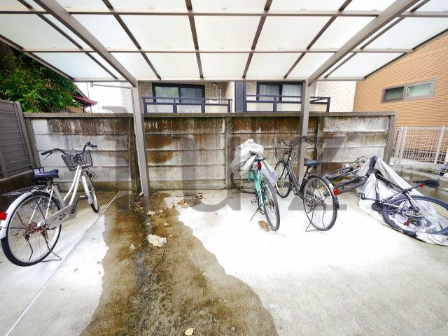 ウィスティリアジンヤの外観