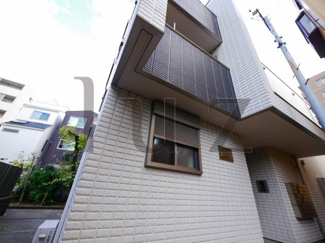 ウィスティリアジンヤの外観
