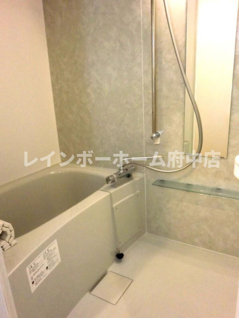 レグルス国立の浴室