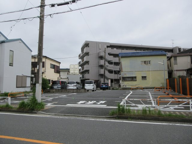 加藤ガレージ井土ヶ谷下町第１の外観