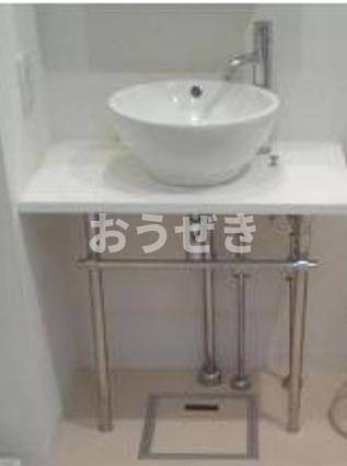 グローリオ明大前の独立洗面台