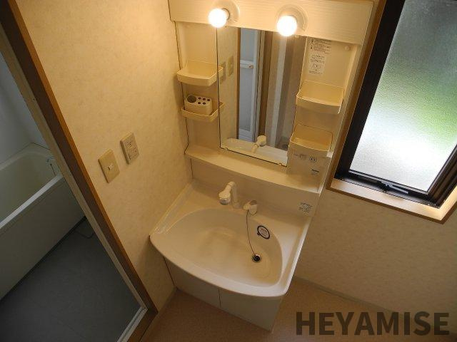 CUBE三原櫻館の洗面所|別号室の同じ間取りのお部屋です