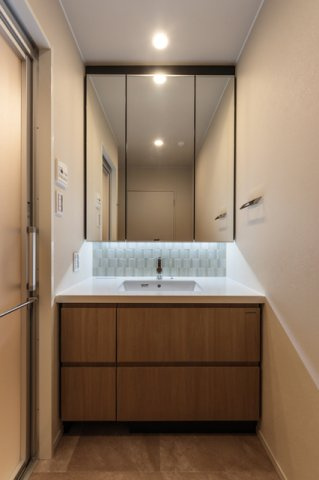 ＭＯＣＸＩＯＮ　ＰＲＥＭＩＵＭ四谷大京町の洗面所|※写真は同タイプ住戸です。