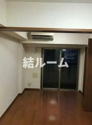 板橋区板橋１丁目の賃貸マンションの居間・リビング