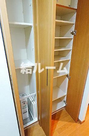 板橋区板橋１丁目の賃貸マンションの収納
