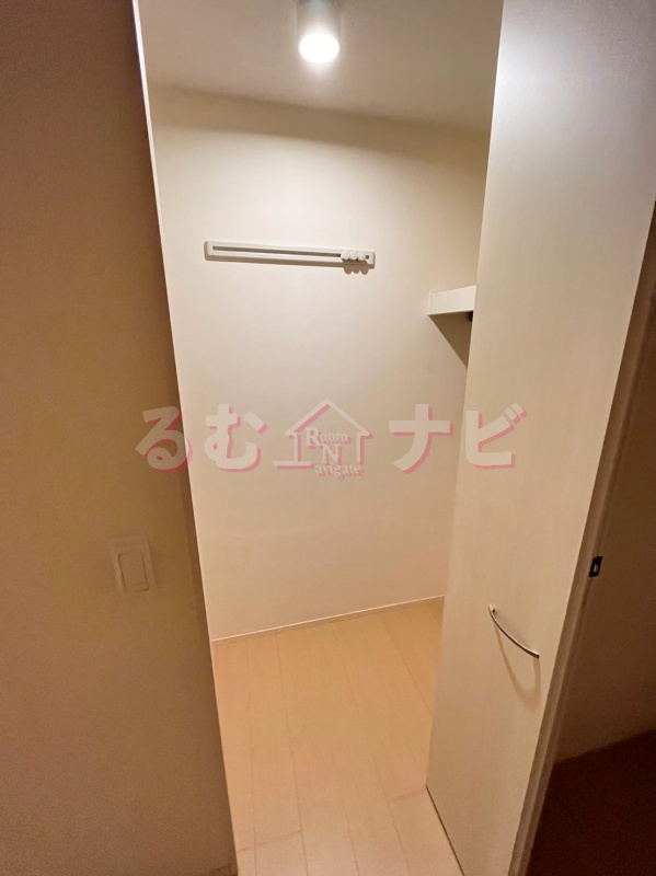 福岡市南区老司４丁目のアパートの収納