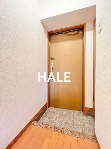 【玄関】 | ピュアドームステイツ博多 | 別号室類似