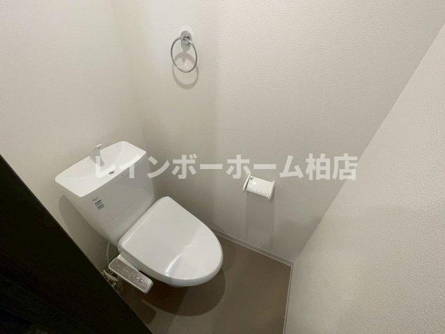 特典：仲介手数料が無料です!!のトイレ