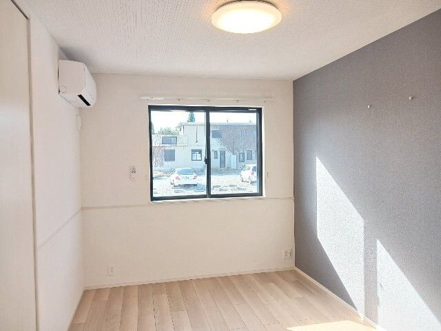 ヒカルサ名古屋港区大西Ⅰの寝室