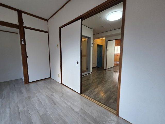 池田ビルの居間・リビング|使いやすい居間です
