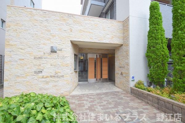 グランアッシュ野江のエントランス