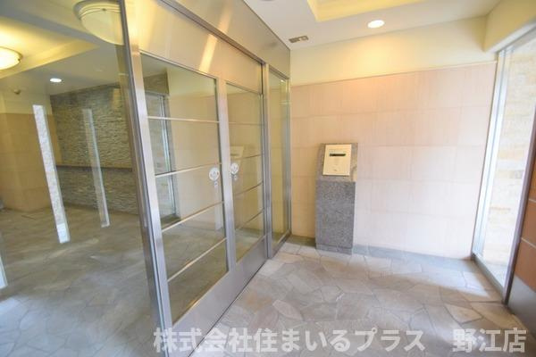 グランアッシュ野江のエントランス