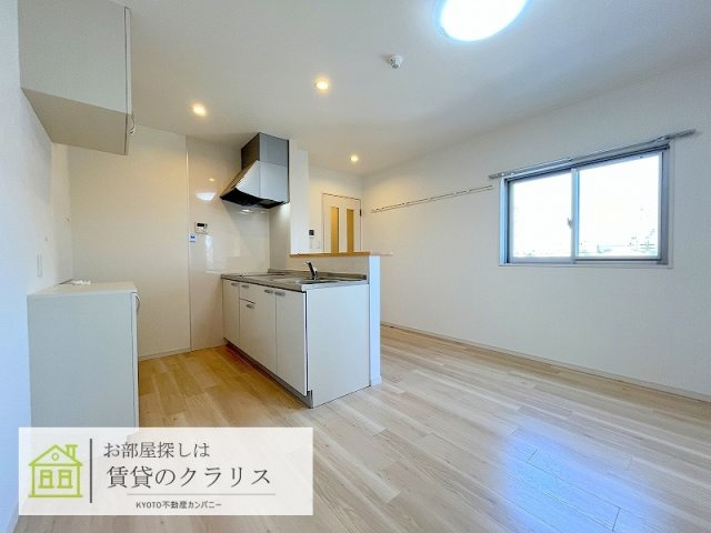 シャルレ15番館の居間・リビング