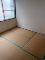 ハイツ麗番館の和室