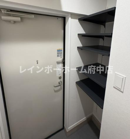 MELLAS南多摩の玄関|※同施工会社物件参照
