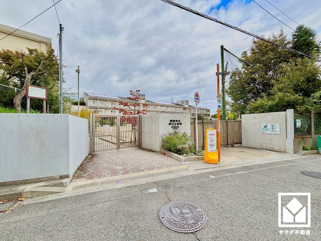 西宮市殿山町のその他