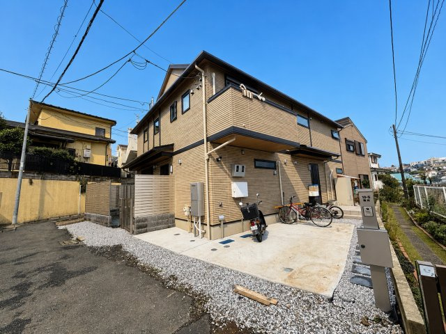 山手テラスハウスの駐車場