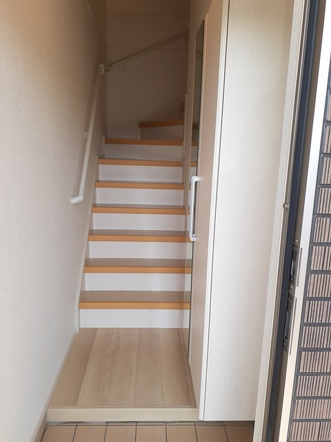 リリパット山中の玄関