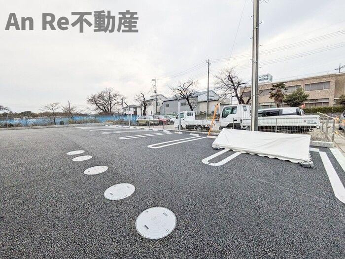 レインボーグローヴ　Ⅱの駐車場