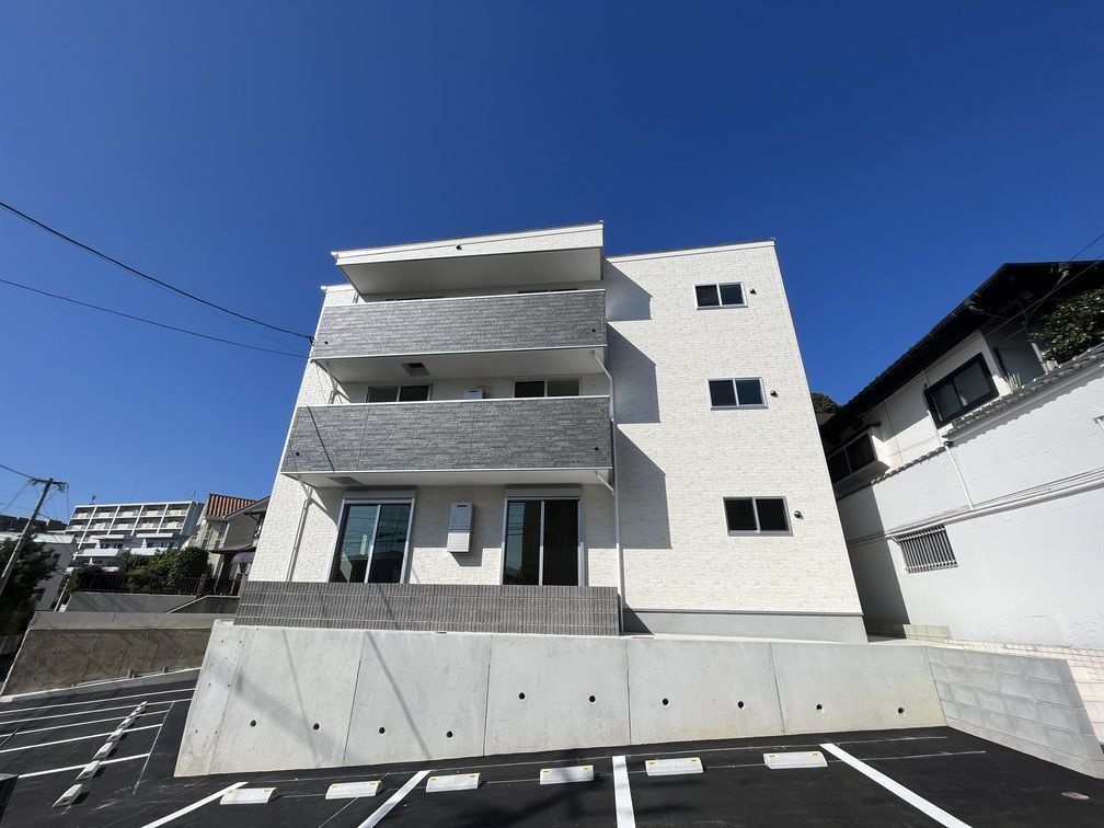 福岡市南区長丘４丁目のアパートの外観