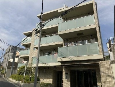 【外観】 | アプリーレ南荻窪 | 鉄筋コンクリート造のがっちりとした建物。