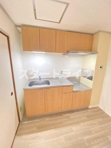 大阪市淀川区東三国２丁目の賃貸マンションのキッチン