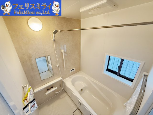　の浴室