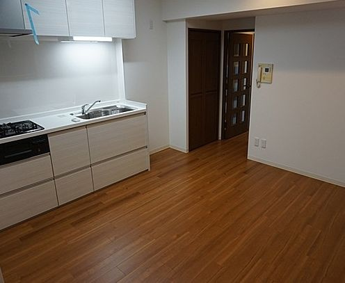 コンフォートタカシマの居間・リビング|おしゃれな居間です