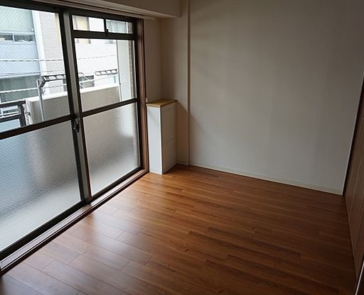 コンフォートタカシマの寝室|ゆとりの広さです