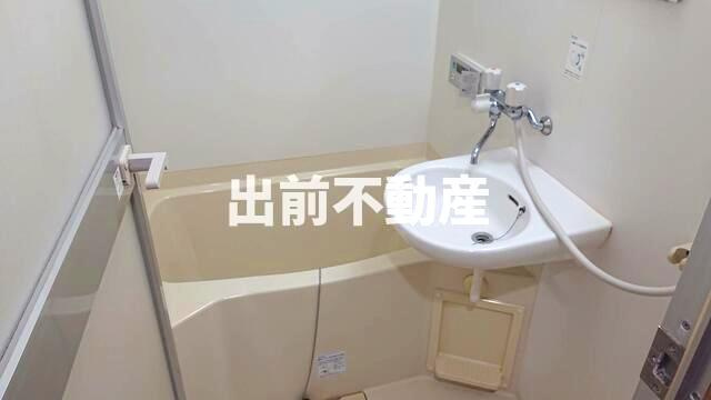 アザレア安藤の浴室