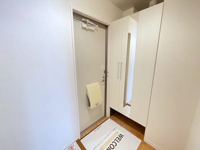 Casa南二日町の玄関