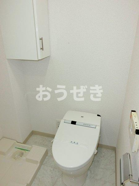 グリフィン横浜桜木町六番館のトイレ