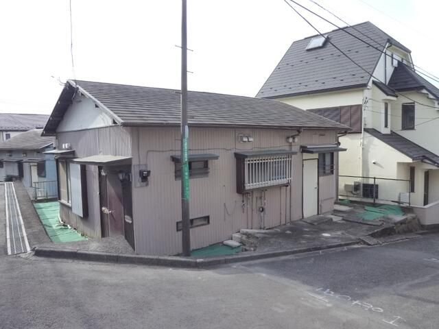 桜ヶ丘総合ビル貸家