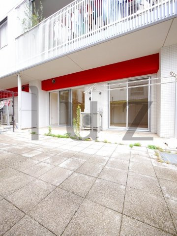 ブローテ大倉山のバルコニー
