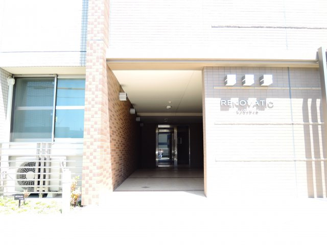 レノヴァティオのエントランス