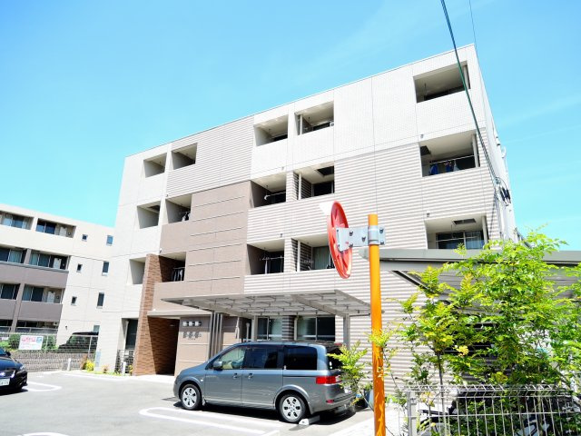 レノヴァティオの外観