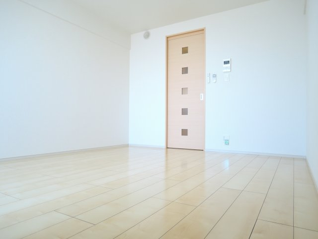 レノヴァティオの洋室|写真は同マンション別部屋