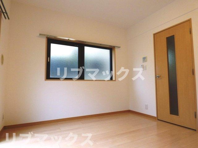 【居間・リビング】ヴィータローザ江古田 