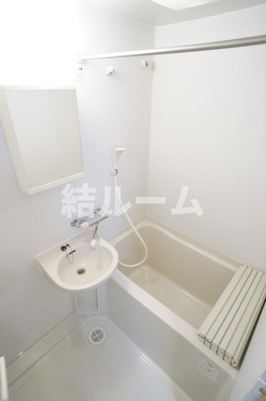 板橋区東新町１丁目の賃貸マンションの浴室