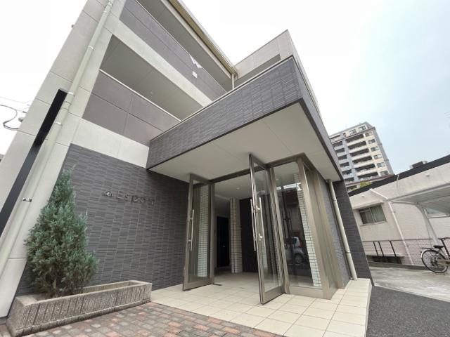 【エントランス】 | Ｅｓｐｏｉｒ | ◆初期費用最安値コミット！「もっとお得に賃貸」を叶えます♪
◆見積もりのセカンドオピニオンも開催中♪検討中の物件もお気軽に相談下さい。
※既にお申込み済みの場合はご遠慮下さい。
