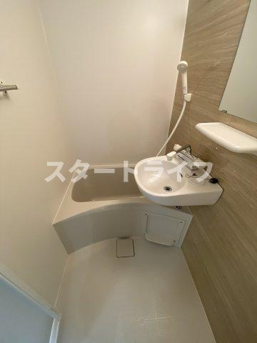 大阪市淀川区木川東３丁目の賃貸マンションの浴室