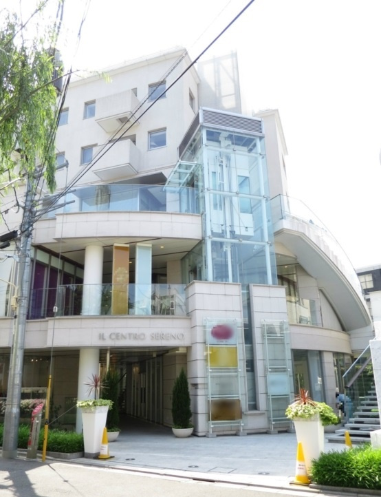 渋谷区神宮前５丁目の店舗事務所
