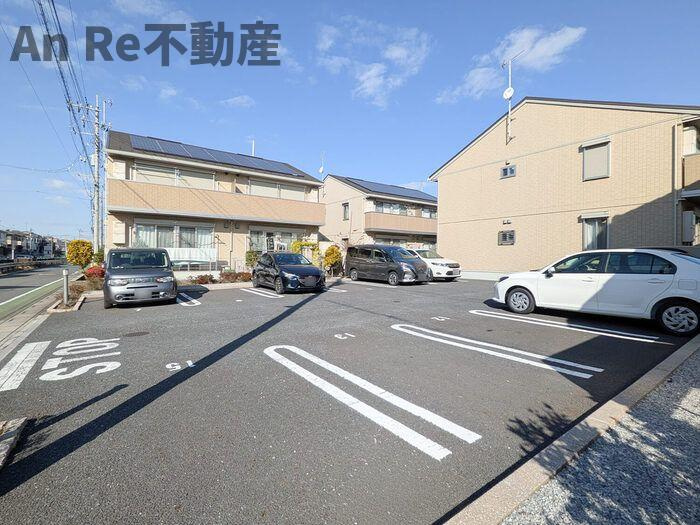 Erbenheim(エルベンハイム)　Ⅴの駐車場