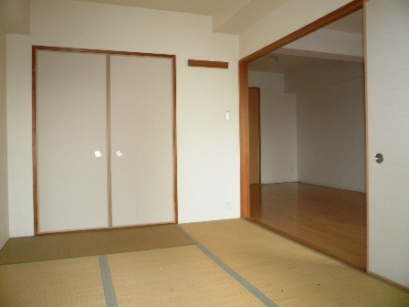 エル・セレーノ上本町レジデンスの和室