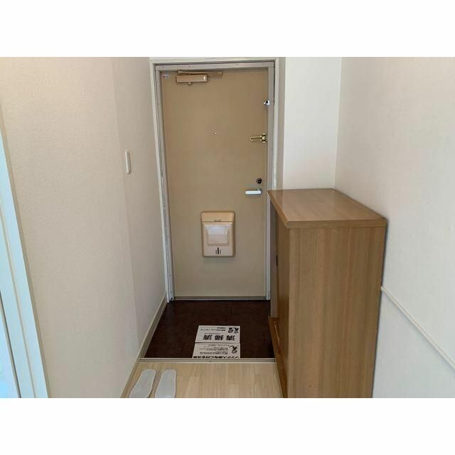 リブレス東浦和　旧東浦和ハイツの玄関