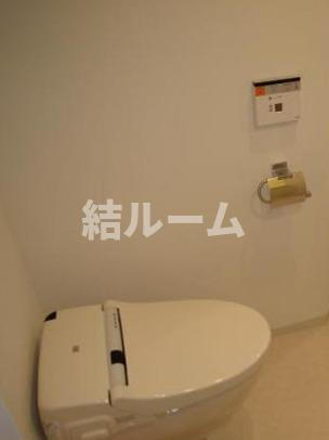 板橋区板橋４丁目の賃貸マンションのトイレ