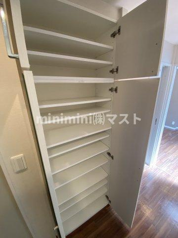 リエット元町の収納