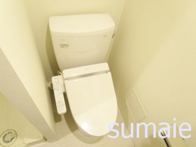 レグゼ王子神谷のトイレ|温水洗浄機能付きトイレです☆