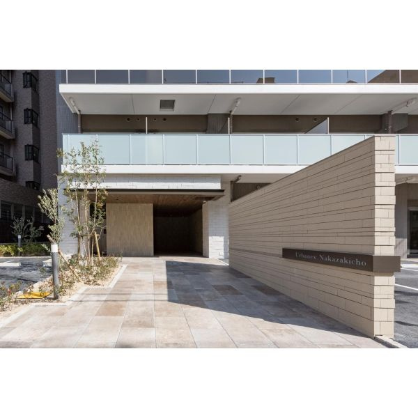 アーバネックス中崎町のエントランス